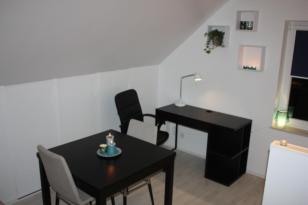 Studio Apartment Alba Terhulpen Buitenkant foto