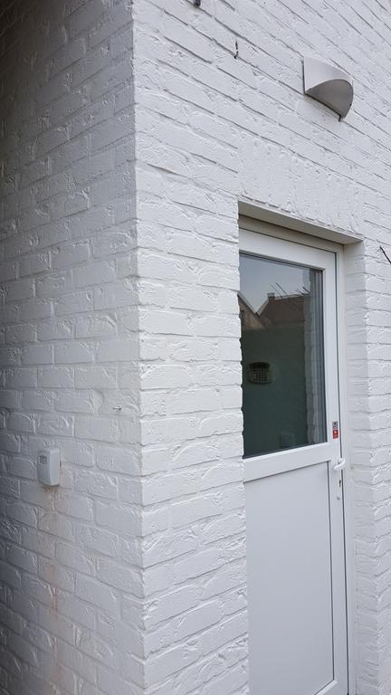 Studio Apartment Alba Terhulpen Buitenkant foto